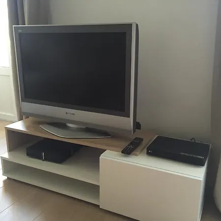 2 Bedrooms In Central Location On The Famous Place Massena *