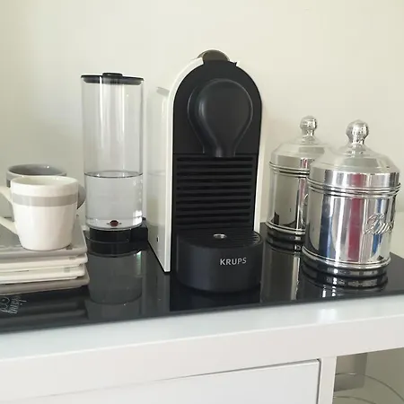 2 Bedrooms In Central Location On The Famous Place Massena