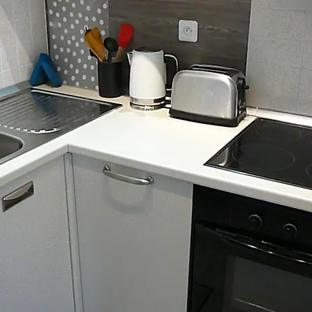 2 Bedrooms In Central Location On The Famous Place Massena * Nice